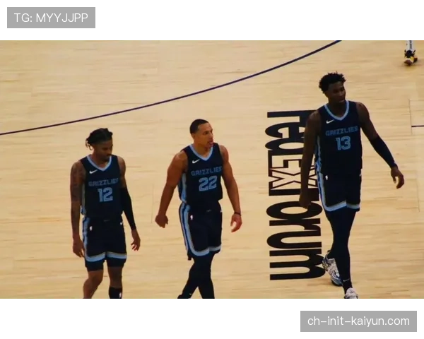 数据背后：鹈鹕队防守效率高居联盟前五，其锋线群构建模式获赞